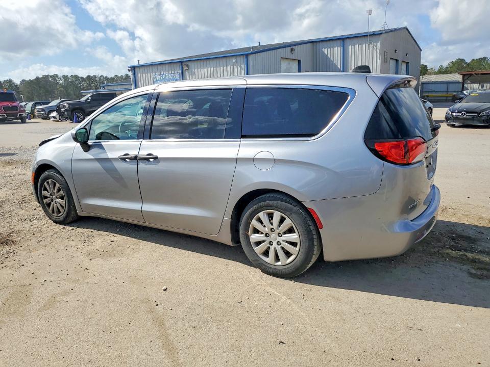 41940466 :رقم المزاد ، 2C4RC1AG1JR111230 vin ، 2018 Chrysler Pacifica مزاد بيع