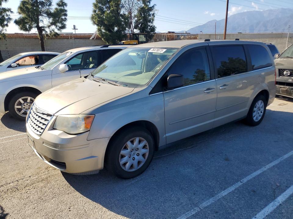 2009 Chrysler Town & Country მანქანა იყიდება აუქციონზე, vin: 2A8HR44E39R513311, აუქციონის ნომერი: 76478075