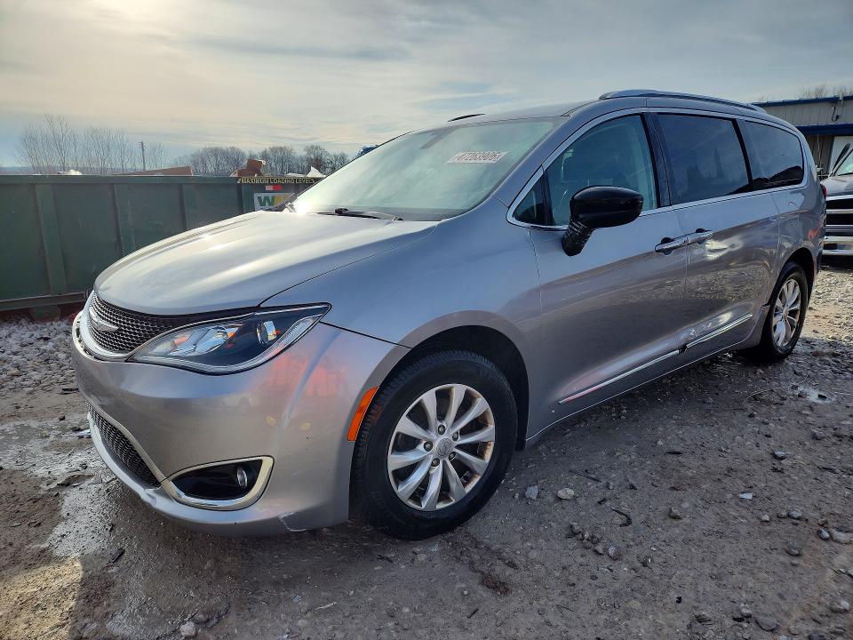 Продажа на аукционе авто 2018 Chrysler Pacifica, vin: 2C4RC1BG5JR193008, номер лота: 47263906