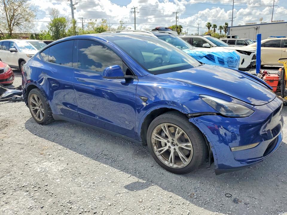 Продажа на аукционе авто 2024 Tesla D, vin: 7SAYGAEE9RF981374, номер лота: 79606075
