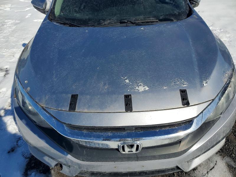 47015336 :رقم المزاد ، 2HGFC2F5XJH007228 vin ، 2018 Honda Civic مزاد بيع
