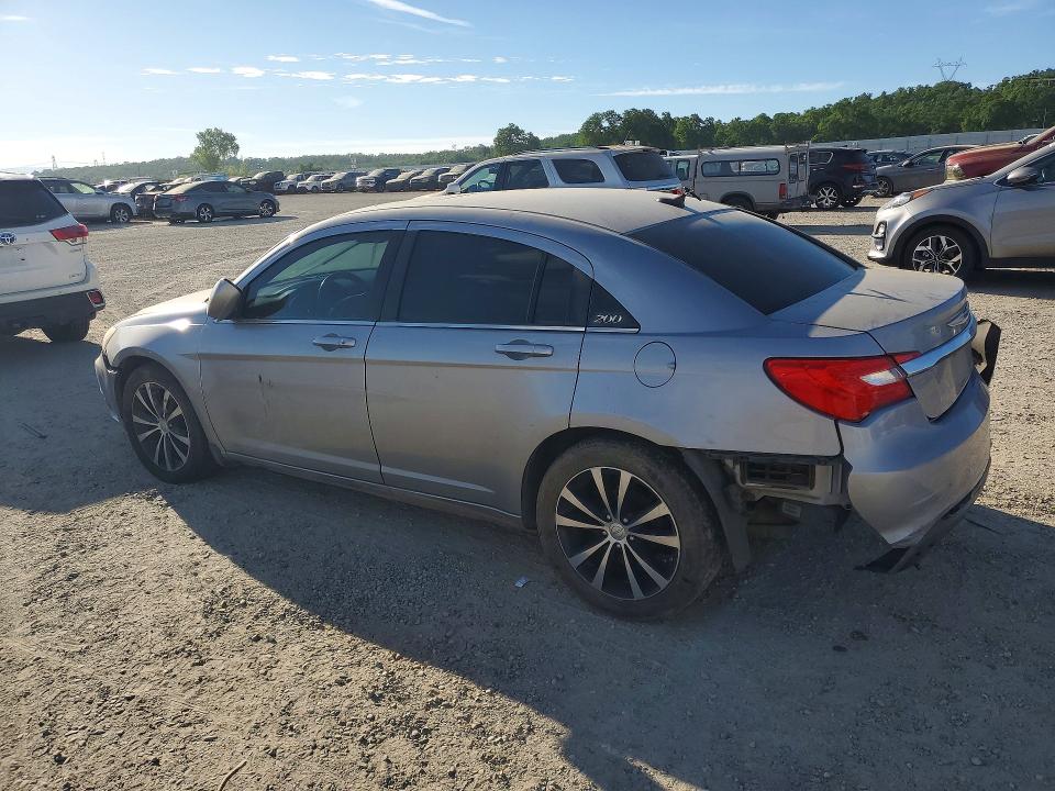 2013 Chrysler 200 მანქანა იყიდება აუქციონზე, vin: 1C3CCBBB2DN509714, აუქციონის ნომერი: 46939106