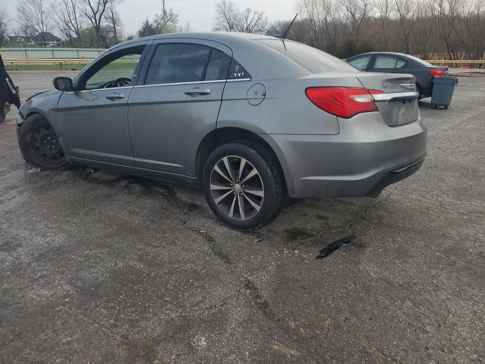 Продаж на аукціоні авто 2021 Chrysler 200, vin: 1C3CCBBG1DN718261, номер лоту: 79899535