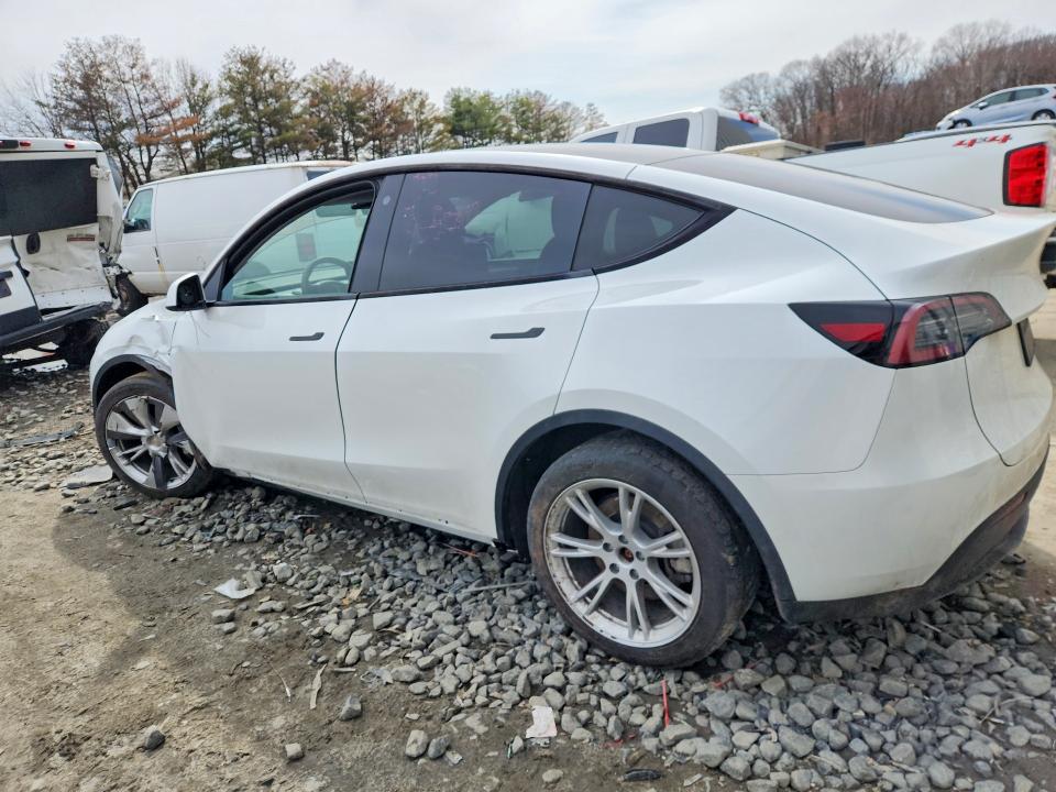 46147576 :رقم المزاد ، 7SAYGDEE9PA119560 vin ، 2023 Tesla Model Y مزاد بيع