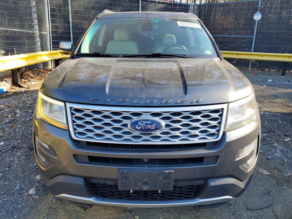 46909056 :رقم المزاد ، 1FM5K8HT2HGA09231 vin ، 2017 Ford Explorer مزاد بيع