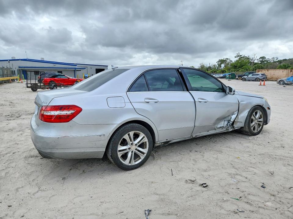 Продажа на аукционе авто 2010 Mercedes-benz E, vin: WDDHF8HB5AA096814, номер лота: 45731126
