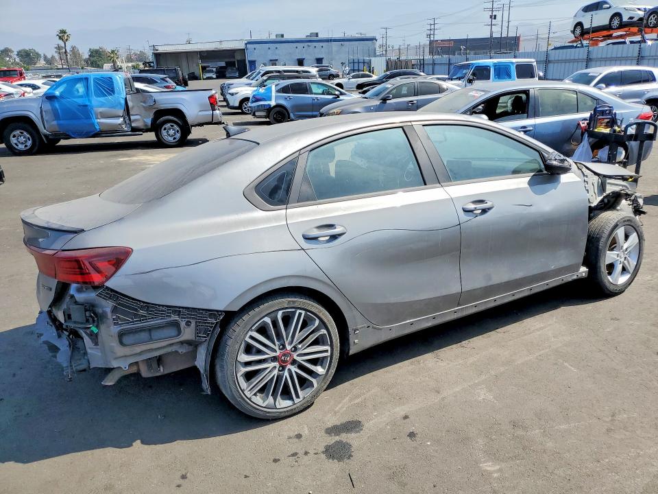 47750046 :رقم المزاد ، 3KPF54AD2NE447738 vin ، 2022 Kia Forte مزاد بيع