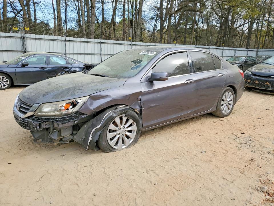 Продаж на аукціоні авто 2015 Honda Accord, vin: 1HGCR3F95FA008111, номер лоту: 47025266