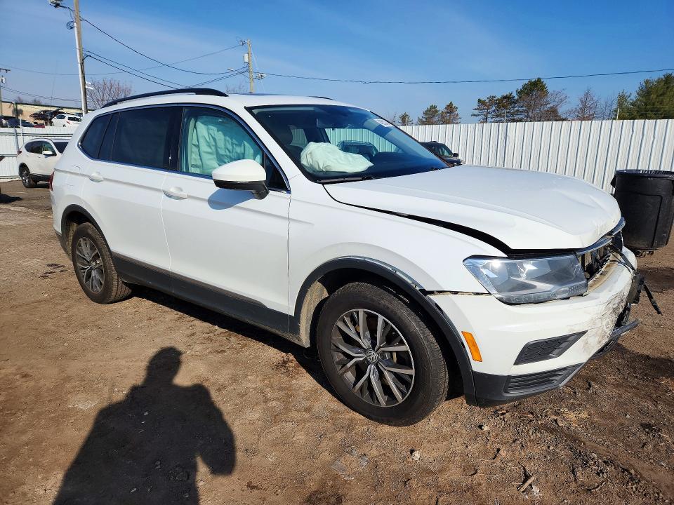 46552436 :رقم المزاد ، 3VV2B7AX7LM064398 vin ، 2020 Volkswagen Tiguan مزاد بيع