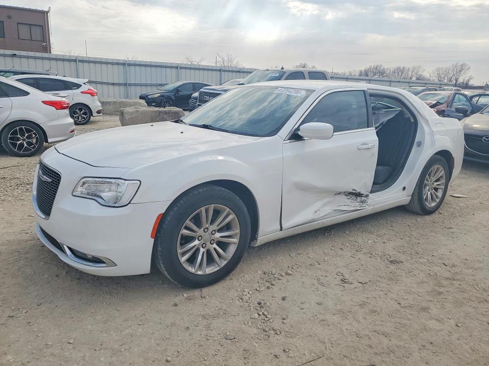 Продажа на аукционе авто 2019 Chrysler 300, vin: 2C3CCAAG6KH755419, номер лота: 47254296