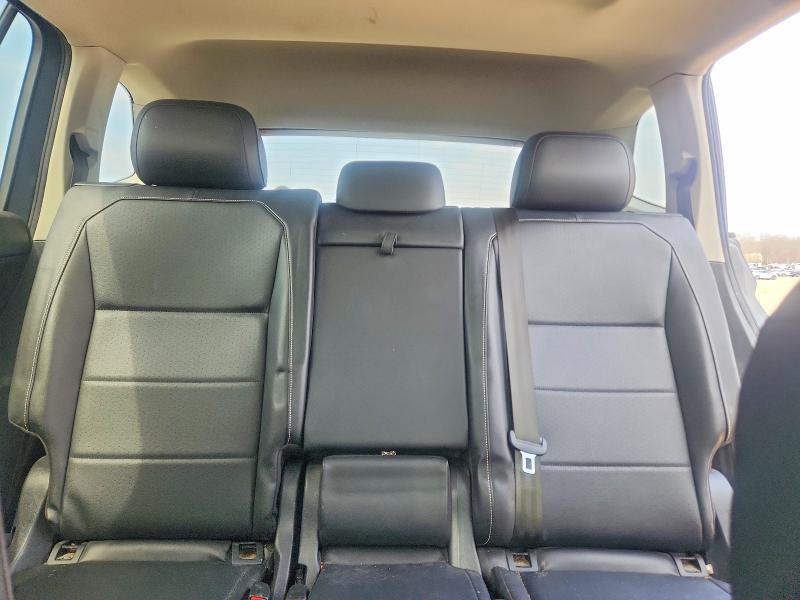 79610135 :رقم المزاد ، 3VV3B7AX5MM015982 vin ، 2021 Volkswagen Tiguan مزاد بيع