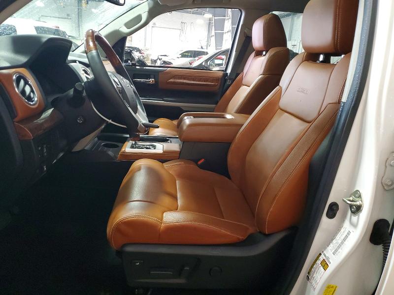 Продажа на аукционе авто 2020 Toyota Tundra, vin: 5TFAY5F16LX918325, номер лота: 48000236
