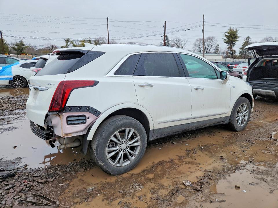 41599936 :رقم المزاد ، 1GYKNCR44MZ153980 vin ، 2021 Cadillac Xt5 مزاد بيع