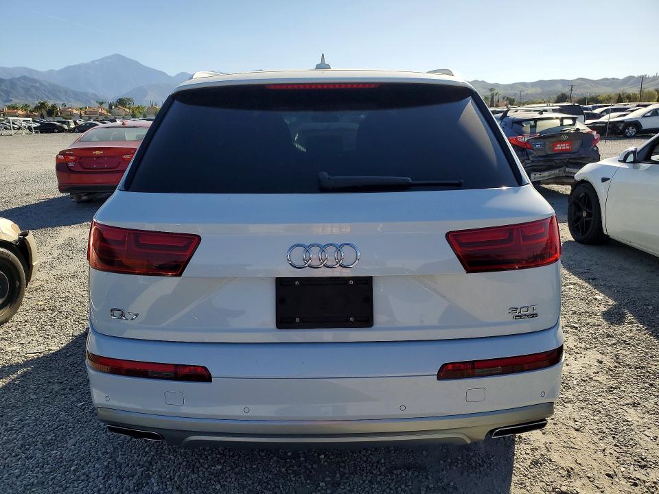 Продажа на аукционе авто 2017 Audi Q7, vin: WA1VAAF72HD044299, номер лота: 79239735