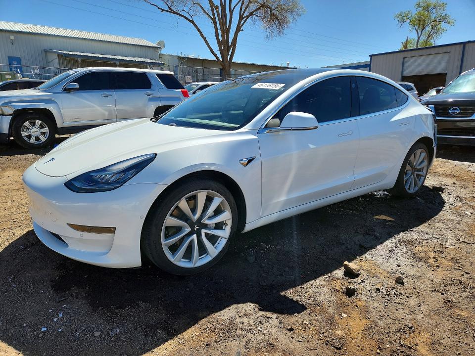46176156 :رقم المزاد ، 5YJ3E1EA4KF336437 vin ، 2019 Tesla Model 3 مزاد بيع
