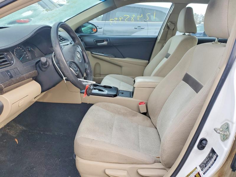 2014 Toyota Camry Le 4dr მანქანა იყიდება აუქციონზე, vin: 4T1BF1FK4EU731452, აუქციონის ნომერი: 75317675