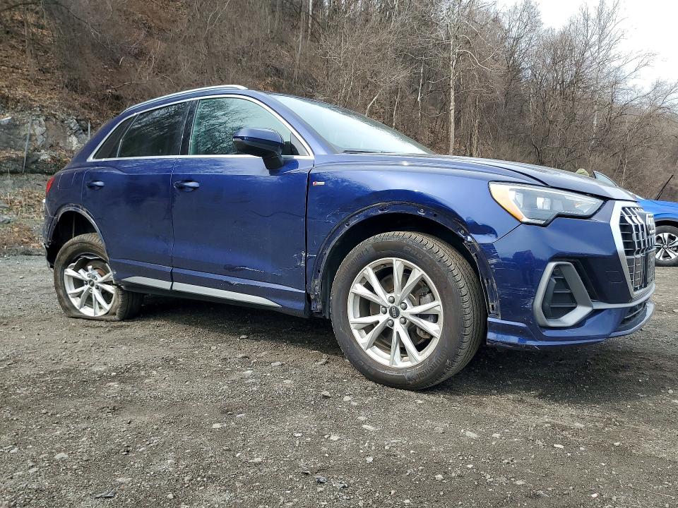 Продажа на аукционе авто 2021 Audi Q3, vin: WA1DECF32M1031458, номер лота: 48334256