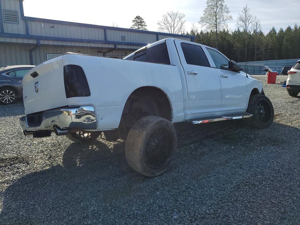Продажа на аукционе авто 2016 Ram 1500, vin: 3C6RR6LT0GG300883, номер лота: 46262556
