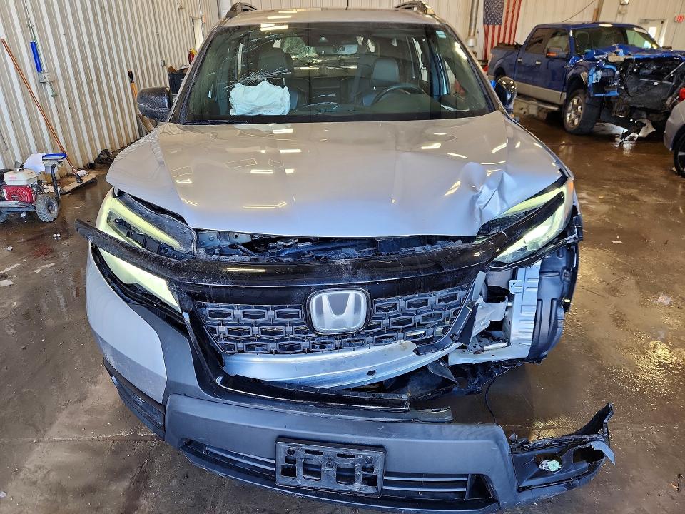 46241196 :رقم المزاد ، 5FNYF7H90KB002283 vin ، 2019 Honda Passport مزاد بيع