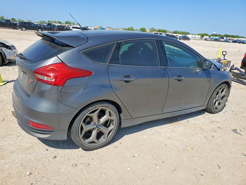 Продаж на аукціоні авто 2017 Ford Focus, vin: 1FADP3L93HL334659, номер лоту: 47777886