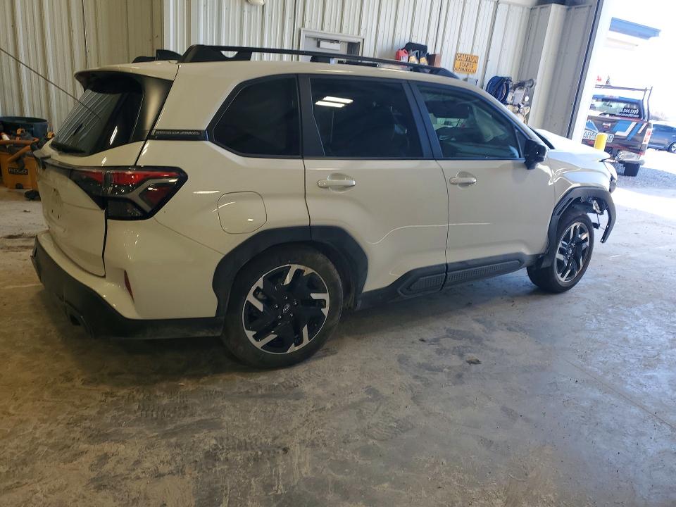 2026 Subaru Forester მანქანა იყიდება აუქციონზე, vin: 4S4SLDR60T3015501, აუქციონის ნომერი: 46843576