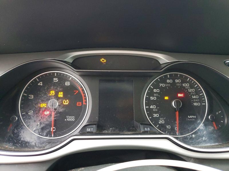 47232636 :رقم المزاد ، WAUEFAFLXFN038002 vin ، 2015 Audi A4 مزاد بيع