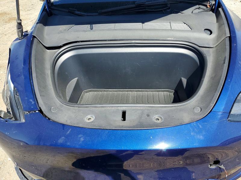 2024 Tesla Model Y მანქანა იყიდება აუქციონზე, vin: 7SAYGDEE2RA239025, აუქციონის ნომერი: 46483446