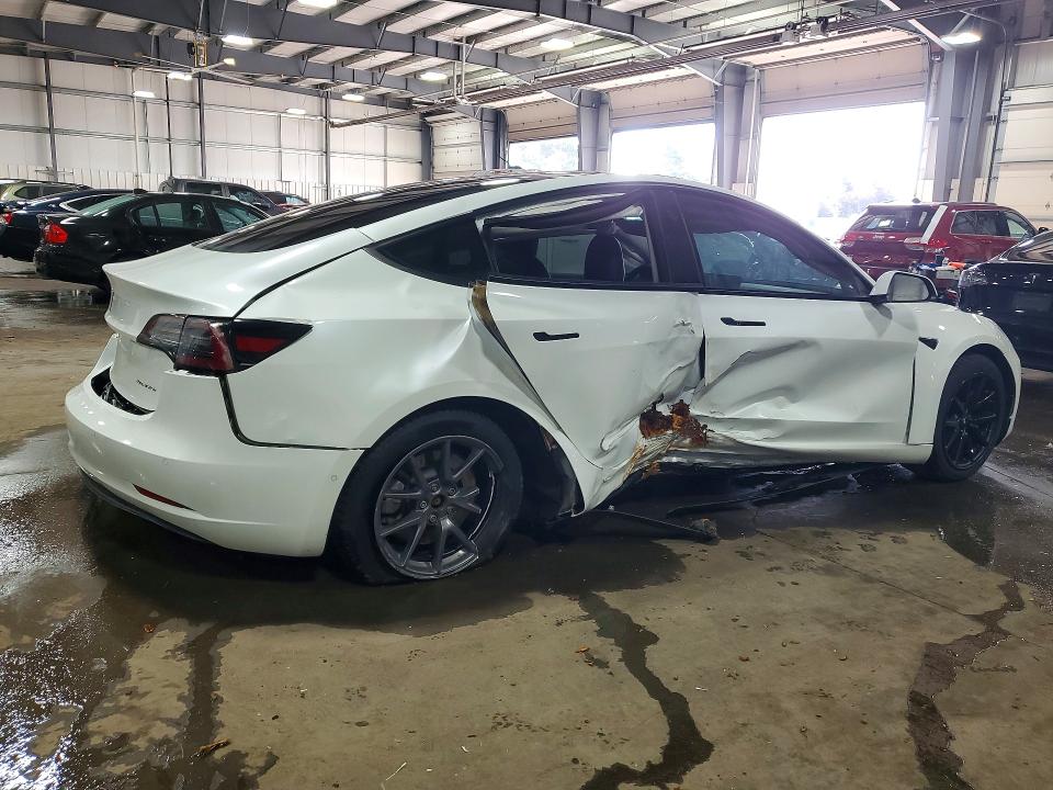 2021 Tesla Model 3 მანქანა იყიდება აუქციონზე, vin: 5YJ3E1EB1MF902713, აუქციონის ნომერი: 47989256
