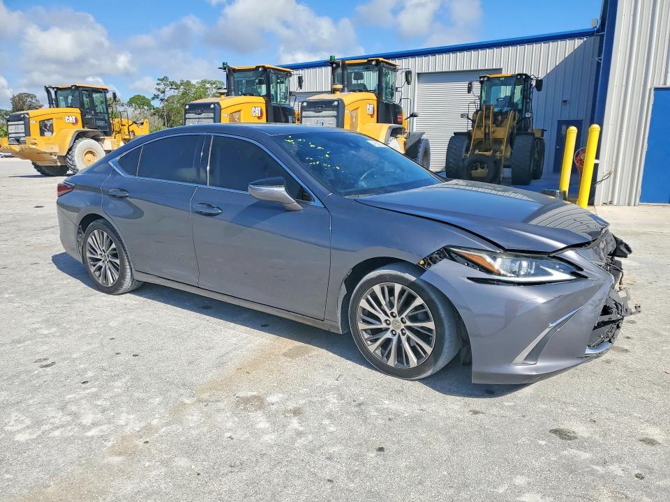 45583766 :رقم المزاد ، 58ADZ1B19MU094529 vin ، 2021 Lexus Es 350 مزاد بيع