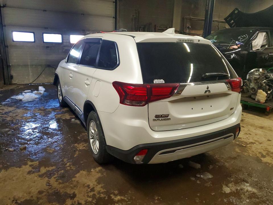 78703765 :رقم المزاد ، JA4AZ2A33LZ611388 vin ، 2020 Mitsubishi Outlander مزاد بيع