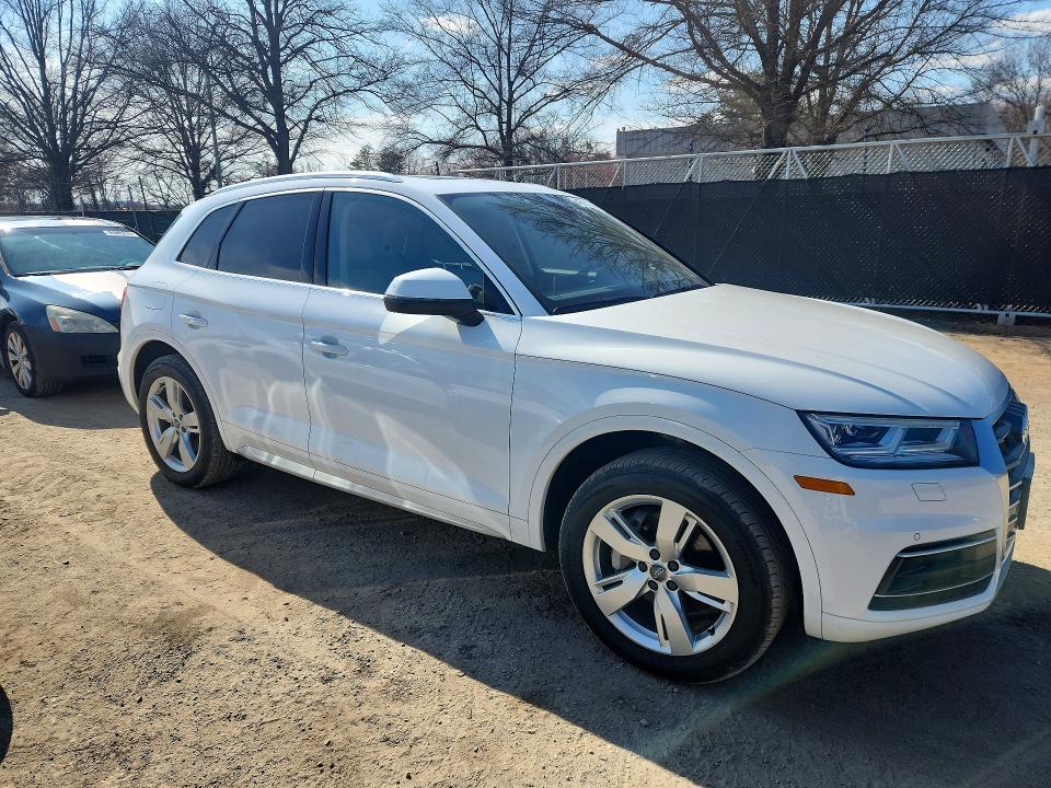 Продажа на аукционе авто 2018 Audi Q5, vin: WA1BNAFYXJ2026554, номер лота: 45932026
