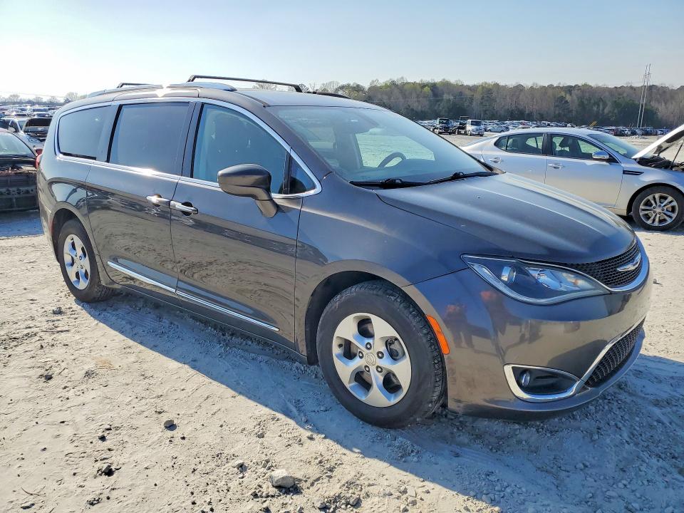 Продажа на аукционе авто 2017 Chrysler Pacifica, vin: 2C4RC1EG2HR763925, номер лота: 46904506
