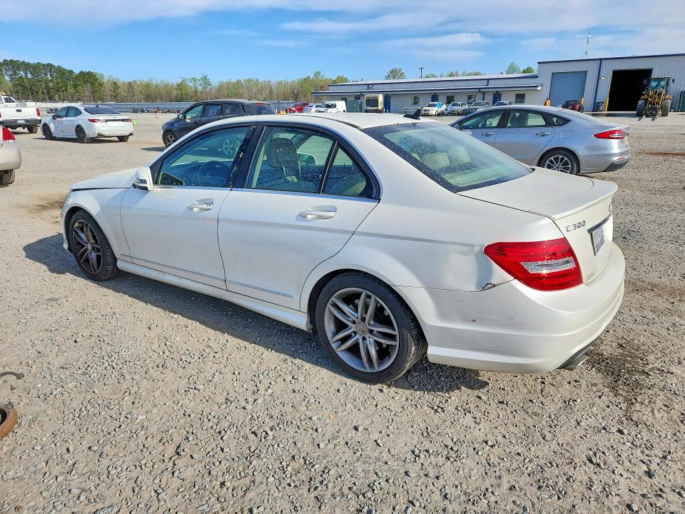 Продажа на аукционе авто 2014 Mercedes-benz C, vin: WDDGF8AB3EA958584, номер лота: 46844076