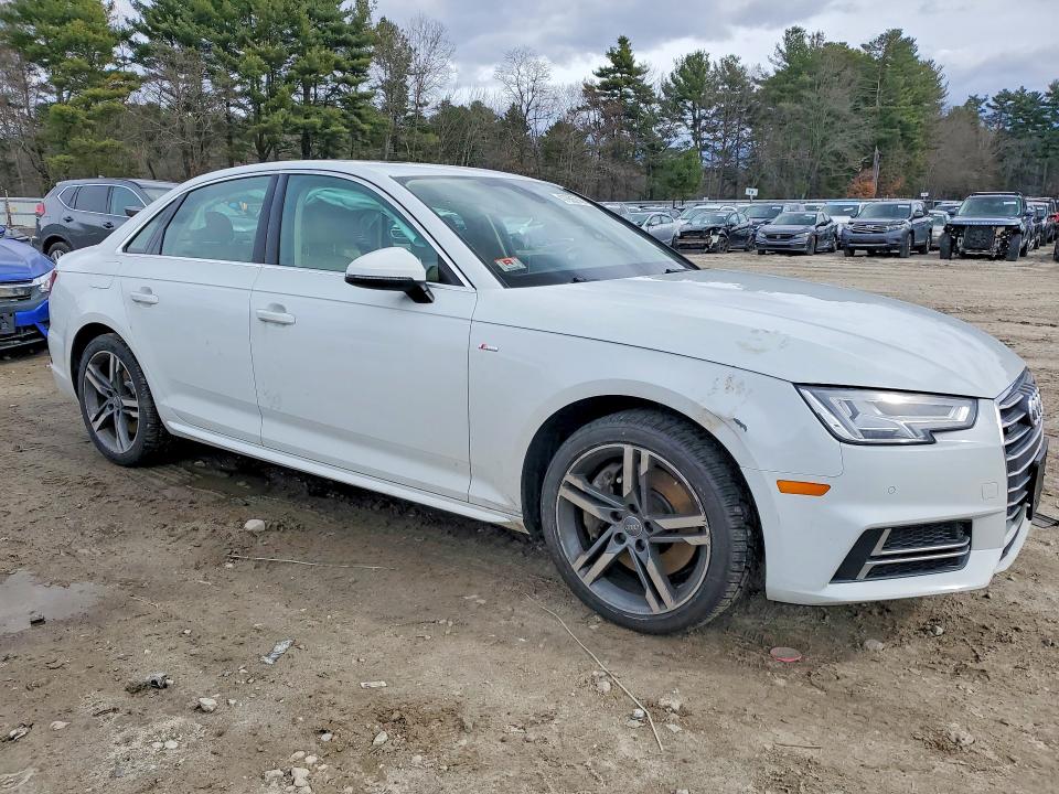 47955746 :رقم المزاد ، WAUENAF45JA106735 vin ، 2018 Audi A4 مزاد بيع