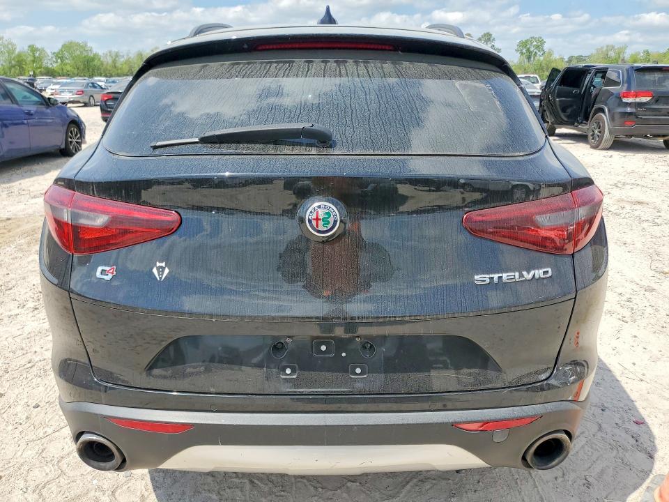 2018 Alfa Romeo Stelvio მანქანა იყიდება აუქციონზე, vin: ZASFAKNN1J7B72951, აუქციონის ნომერი: 47889376