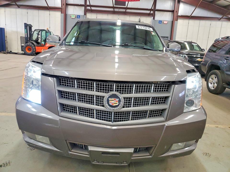 2013 Cadillac Escalade მანქანა იყიდება აუქციონზე, vin: 1GYS4JEF6DR312271, აუქციონის ნომერი: 47773416