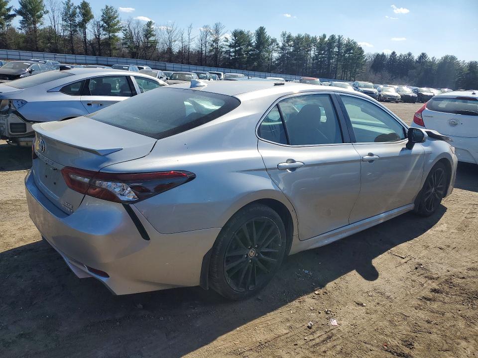 47535216 :رقم المزاد ، 4T1K31AK8RU070949 vin ، 2024 Toyota Camry Hybrid مزاد بيع