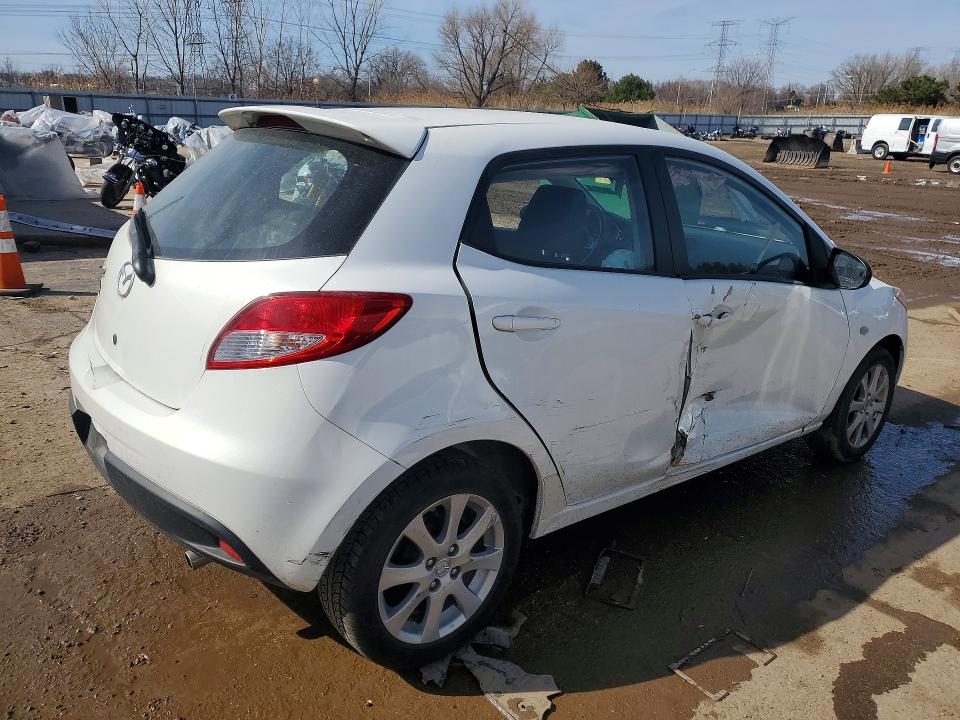 2012 Mazda Mazda2 მანქანა იყიდება აუქციონზე, vin: JM1DE1LYXC0151197, აუქციონის ნომერი: 46298516