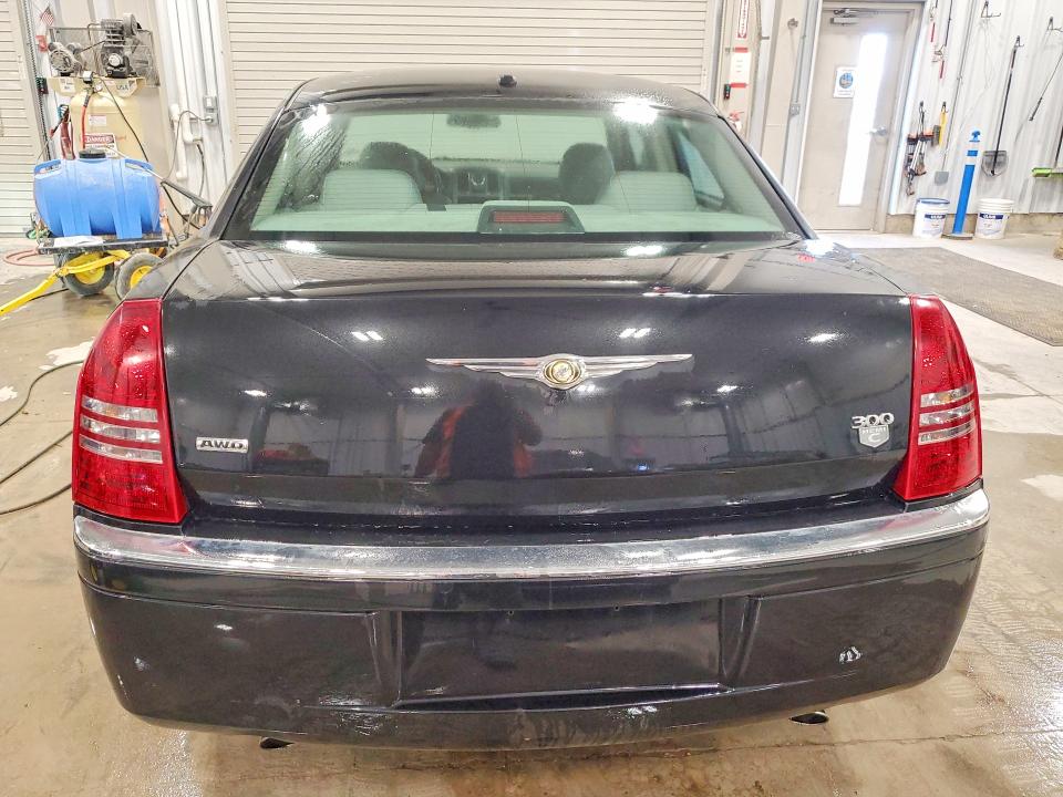 2006 Chrysler 300c მანქანა იყიდება აუქციონზე, vin: 2C3KK63H76H277079, აუქციონის ნომერი: 46858536