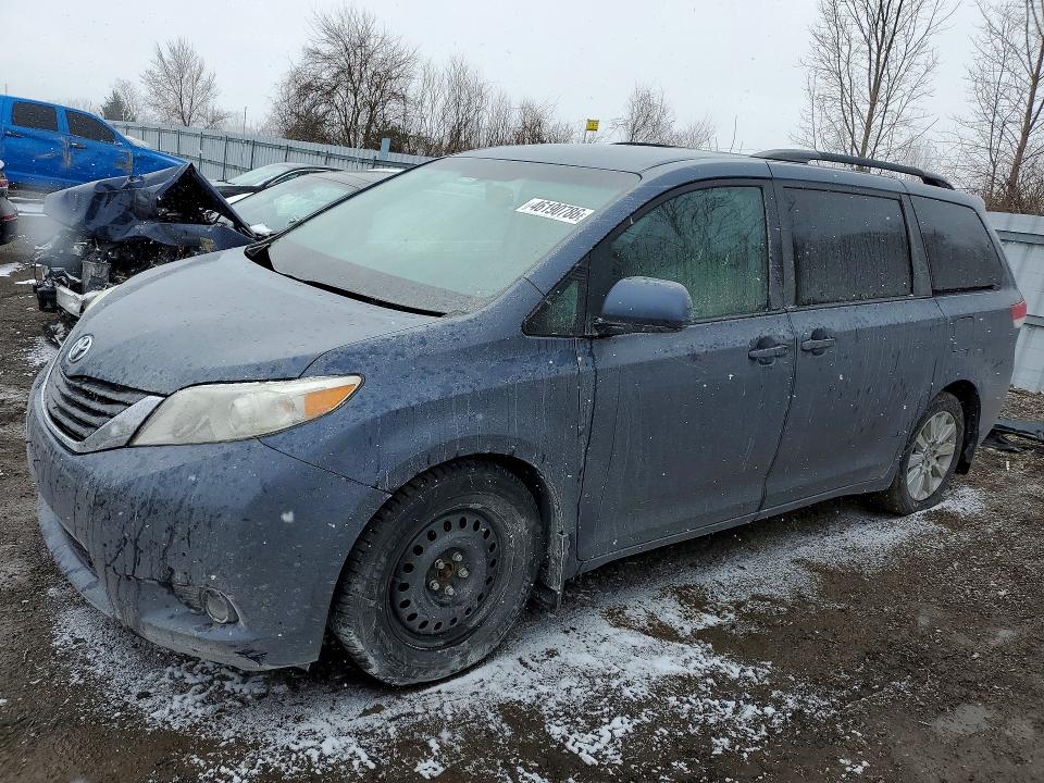Продажа на аукционе авто 2014 Toyota Sienna, vin: 5TDKK3DC5ES503536, номер лота: 46190786
