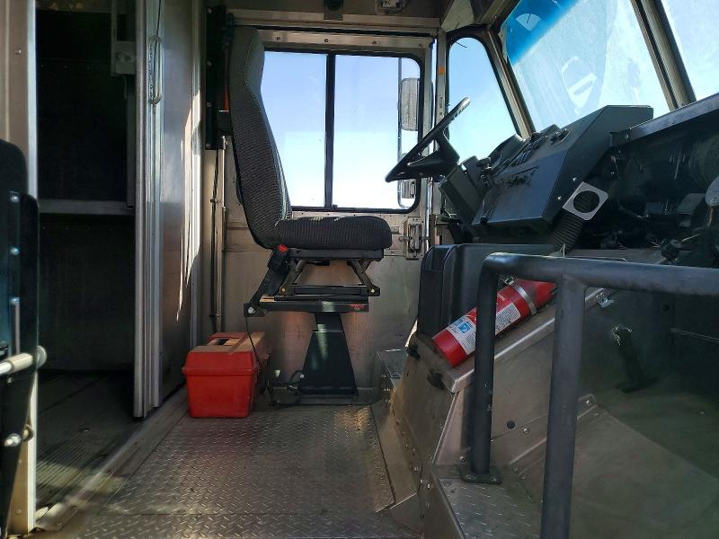 Продаж на аукціоні авто 2020 Freightliner Chassis, vin: 4UZAC2EA8LCMK2959, номер лоту: 67223046