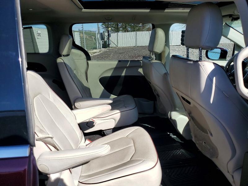 47099566 :رقم المزاد ، 2C4RC1GG7HR838034 vin ، 2017 Chrysler Pacifica مزاد بيع