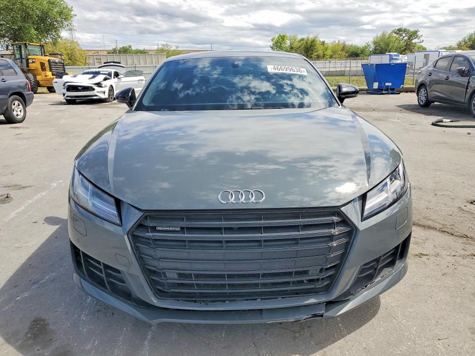 2017 Audi Tt მანქანა იყიდება აუქციონზე, vin: TRUC5AFV8H1010214, აუქციონის ნომერი: 46699636