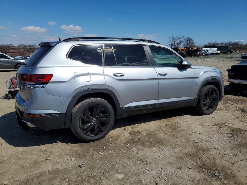 46120006 :رقم المزاد ، 1V2HR2CA3NC550290 vin ، 2022 Volkswagen Atlas مزاد بيع