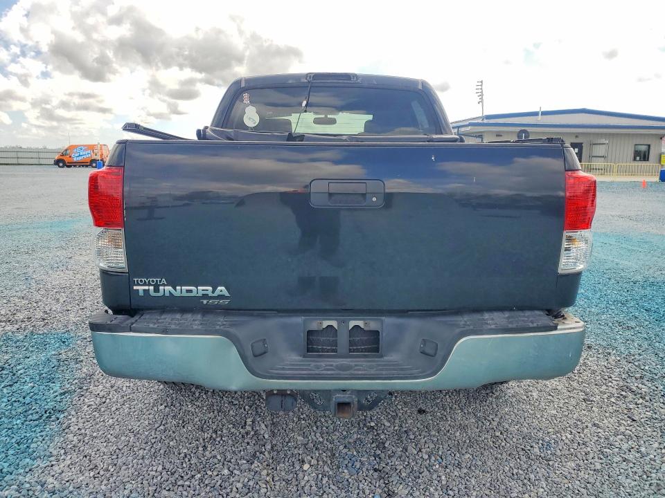 41799756 :رقم المزاد ، 5TFEM5F16DX056495 vin ، 2013 Toyota Tundra مزاد بيع