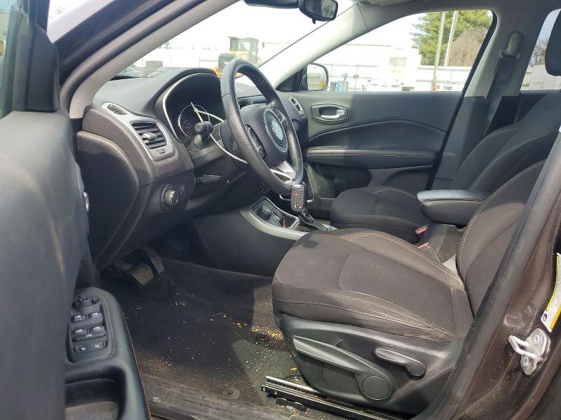 48030326 :رقم المزاد ، 3C4NJDAB7JT419154 vin ، 2018 Jeep Compass مزاد بيع