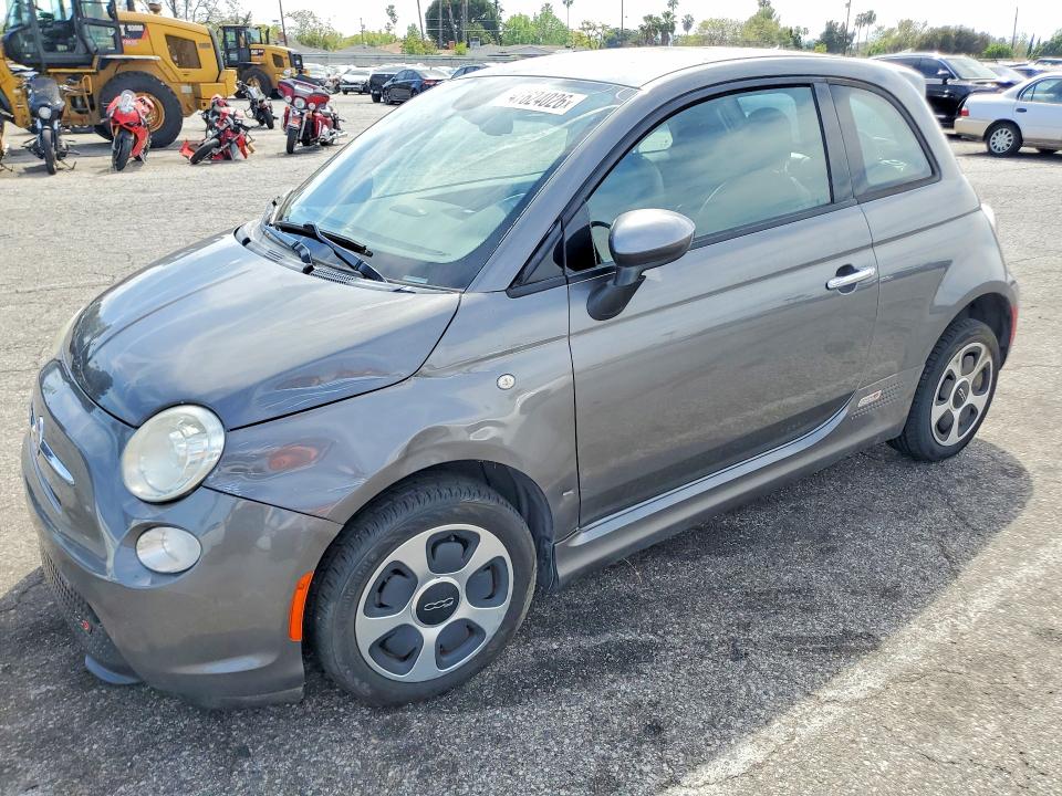 Продаж на аукціоні авто 2013 Fiat 500, vin: 3C3CFFGEXDT744797, номер лоту: 47624026