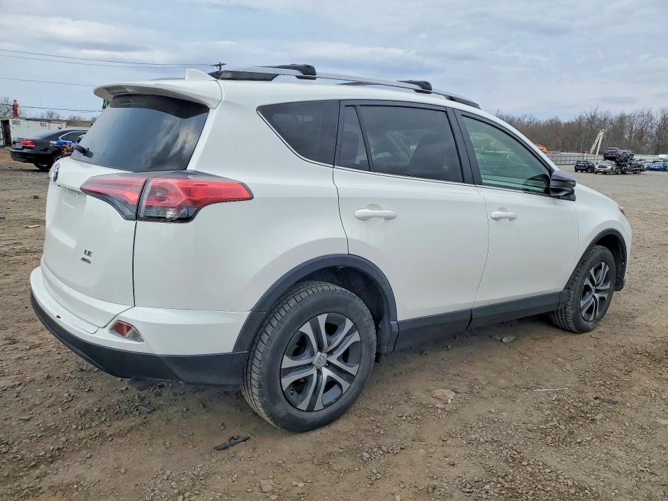 48246986 :رقم المزاد ، JTMBFREVXJJ718196 vin ، 2018 Toyota Rav4 مزاد بيع