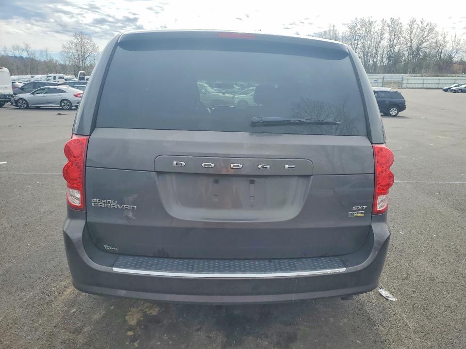 2015 Dodge Grand Caravan მანქანა იყიდება აუქციონზე, vin: 2C4RDGCG6FR733679, აუქციონის ნომერი: 46463766