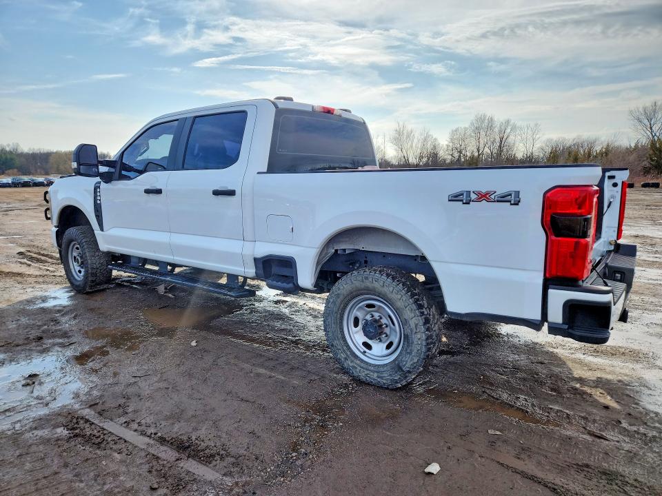 41895486 :رقم المزاد ، 1FT8W2BN7REC58084 vin ، 2024 Ford F250 مزاد بيع